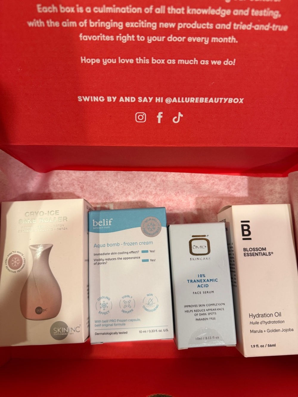 Allure beauty box items